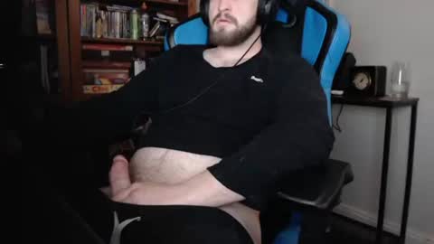 stilloutlaw12 online show from April 22, 4:23 pm