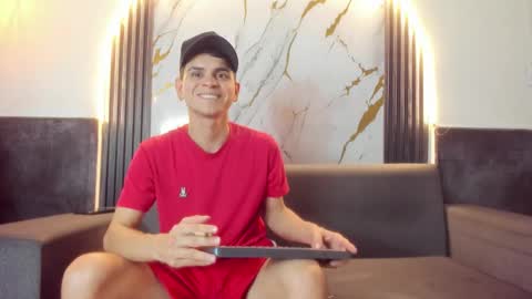 friends online show from February 13, 5:02 am