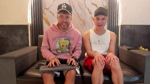 friends online show from March 20, 6:39 am