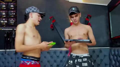 friends online show from November 20, 5:29 am