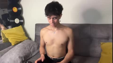 Stolas online show from February 20, 1:24 am