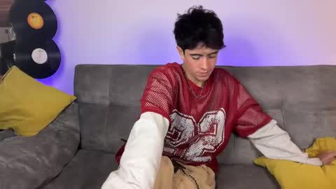 Stolas online show from February 25, 12:11 am