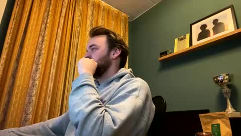 Snapshot of stonednboner chatting on January 27, 7:24 pm Stonerboner online show from January 27, 7:24 pm