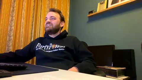 Snapshot of stonednboner chatting on December 15, 4:15 pm Stonerboner online show from December 15, 4:15 pm
