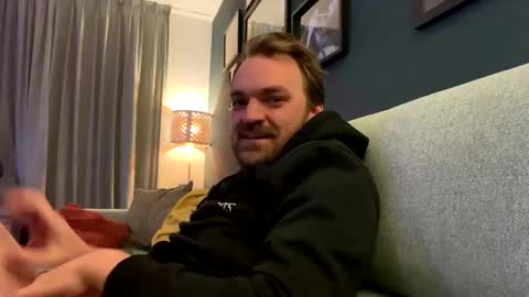 Snapshot of stonednboner chatting on January 21, 9:36 pm Stonerboner online show from January 21, 9:36 pm