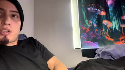 Snapshot of stoneinthesword chatting on December 30, 6:05 pm stoneinthesword online show from December 30, 6:05 pm