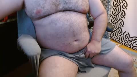 Stonerbear42 online show from October 14, 7:10 pm