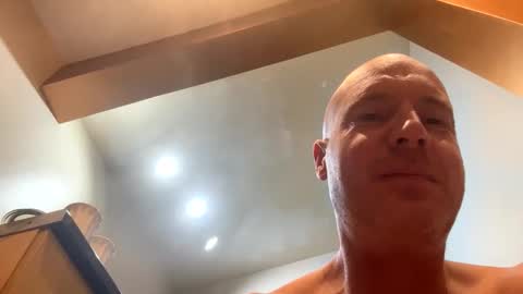 Stoodley22 online show from October 13, 4:51 am