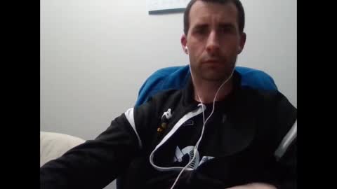 Snapshot of storanex chatting on March 6, 11:09 pm storanex online show from March 6, 11:09 pm