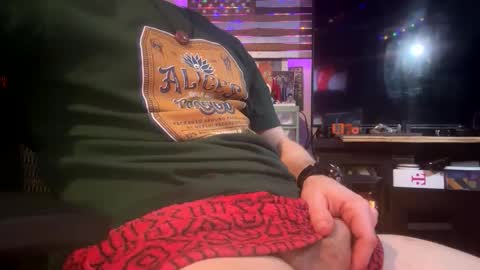 Str8 online show from February 18, 6:22 am