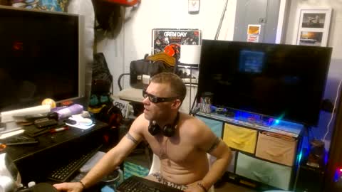 Str8 online show from March 10, 2:39 am