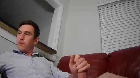 Snapshot of str8stuntcox chatting on December 8, 2:49 am Str8StuntCox online show from December 8, 2:49 am