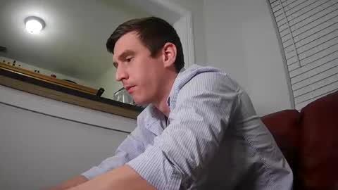 Snapshot of str8stuntcox chatting on December 16, 1:53 am Str8StuntCox online show from December 16, 1:53 am