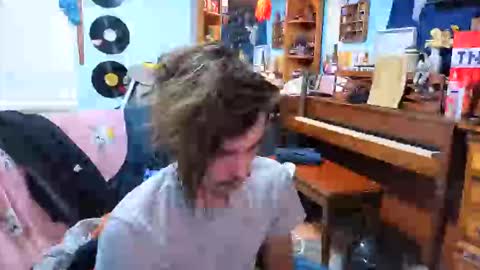 str8whiteboy21 online show from October 6, 6:23 pm