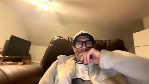 Snapshot of straightexhibitionistforcocks chatting on October 10, 10:01 pm straightexhibitionistforcocks online show from October 10, 10:01 pm