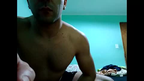 Chico ftbolista gay online show from December 17, 10:55 am