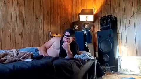 straighttoy online show from November 11, 9:20 pm