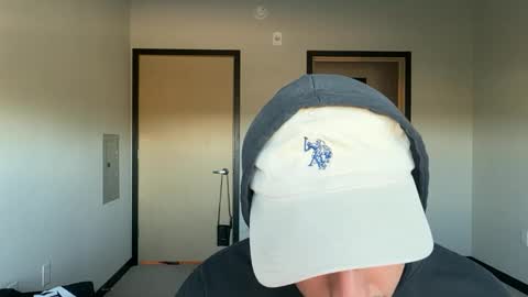 Snapshot of strawberryboy69 chatting on October 9, 1:38 pm sexmenyoutnng online show from October 9, 1:38 pm