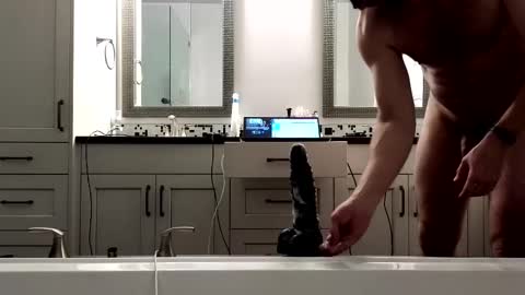 stretchmeout7_5 online show from January 30, 9:36 am