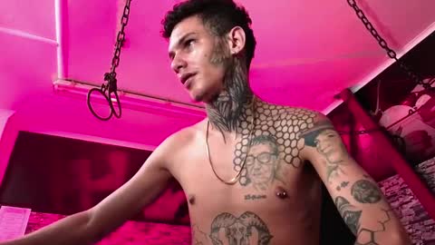 stuart_boy_ online show from October 6, 4:17 am