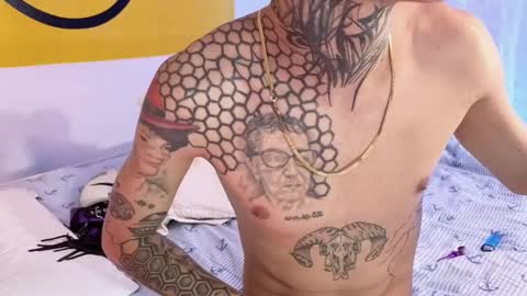 stuart_boy_ online show from March 2, 6:59 am