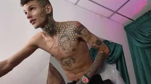 stuart_boy_ online show from December 20, 3:03 am