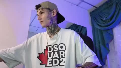 stuart_boy_ online show from December 29, 2:38 am
