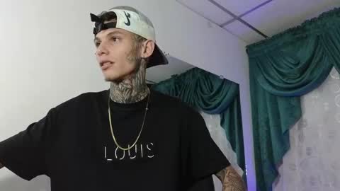 stuart_boy_ online show from January 9, 3:58 am
