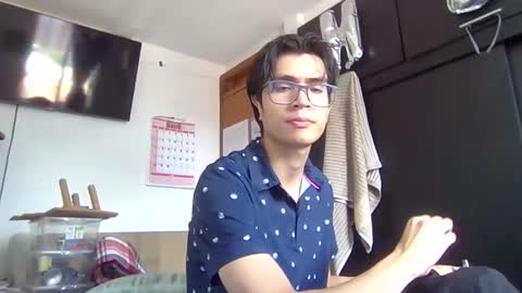 studentlatinboy online show from October 6, 7:07 pm