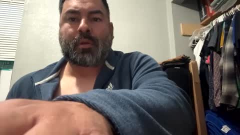Snapshot of suavecito67 chatting on February 1, 2:24 pm suavecito67 online show from February 1, 2:24 pm