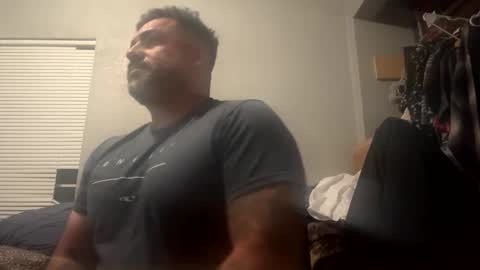 Snapshot of suavecito67 chatting on September 30, 2:40 am suavecito67 online show from September 30, 2:40 am