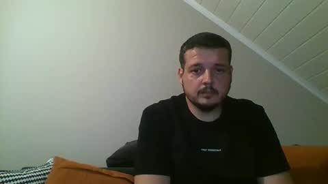 Snapshot of sub3100 chatting on October 7, 10:58 pm 420Fun online show from October 7, 10:58 pm