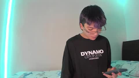 Snapshot of submissive_boyy_ chatting on January 23, 1:56 pm nico online show from January 23, 1:56 pm