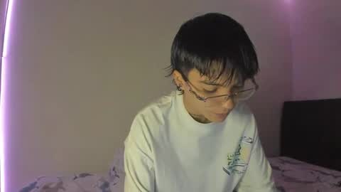 Snapshot of submissive_boyy_ chatting on January 18, 3:49 pm nico online show from January 18, 3:49 pm