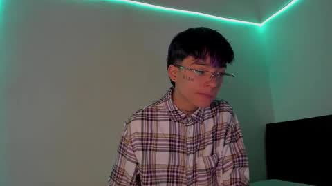 Snapshot of submissive_boyy_ chatting on February 24, 3:20 pm nico online show from February 24, 3:20 pm