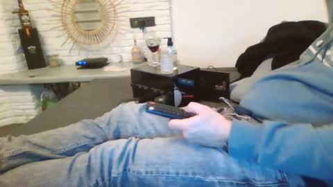 submissivguy online show from November 17, 8:23 pm