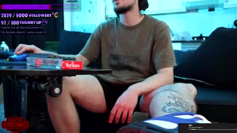 Im Substanc3  online show from October 13, 5:52 pm