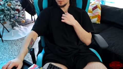 Im Substanc3  online show from February 7, 11:50 am