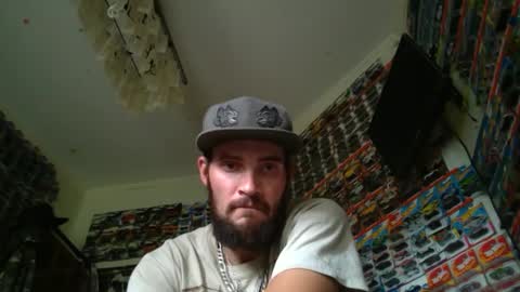 Snapshot of sugarbush696 chatting on September 11, 10:09 pm Sugarbush696 online show from September 11, 10:09 pm