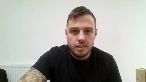 suggs124 online show from December 11, 2:28 pm