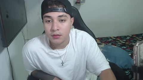 sully50126 online show from October 14, 3:13 am