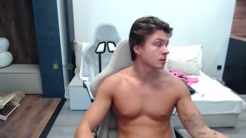 Alice and Sergey online show from October 10, 9:25 am