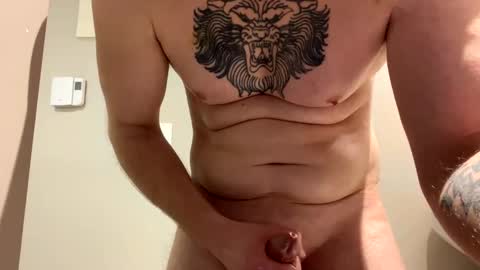 Snapshot of super4wesomeguy69 chatting on March 6, 5:35 am super4wesomeguy69 online show from March 6, 5:35 am