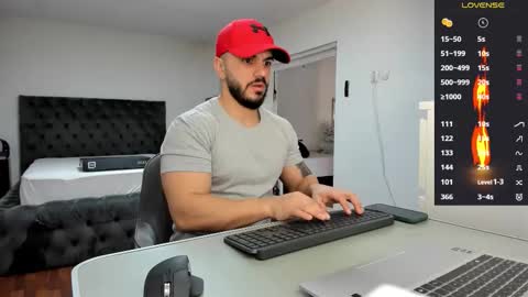 supermanboyxxl online show from February 3, 7:35 am