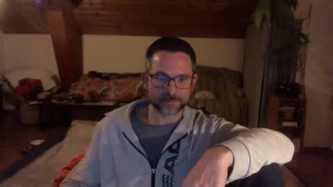 supersquirrel81 online show from December 5, 6:37 pm