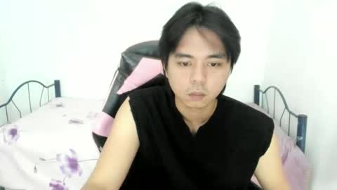 supr4m0 online show from December 3, 10:32 am