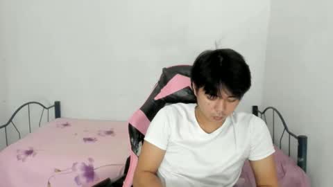 supr4m0 online show from November 6, 10:07 am