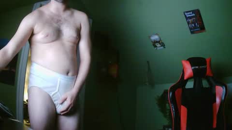 Snapshot of surferdude_here chatting on October 3, 7:35 am surferdude_here online show from October 3, 7:35 am