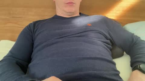 surfstar81 online show from November 23, 8:36 am