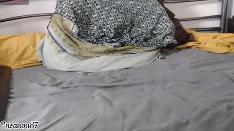 swanou87 online show from October 21, 1:03 pm